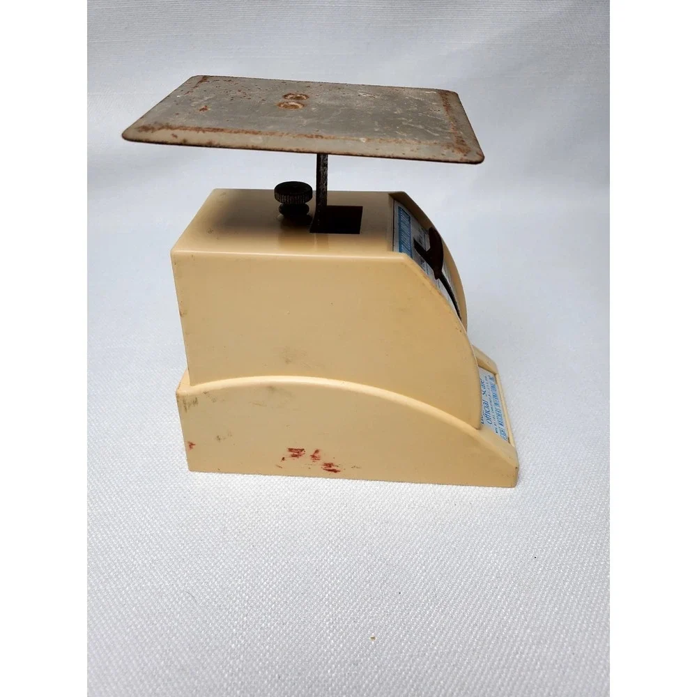Vintage Weight Watchers Mini Plastic Mechanical Food Scale 1968